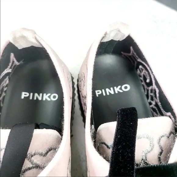 NWT Pinko Chunky Platform Sole Sneaker Size 8 Velour Embroidered Floral $455
